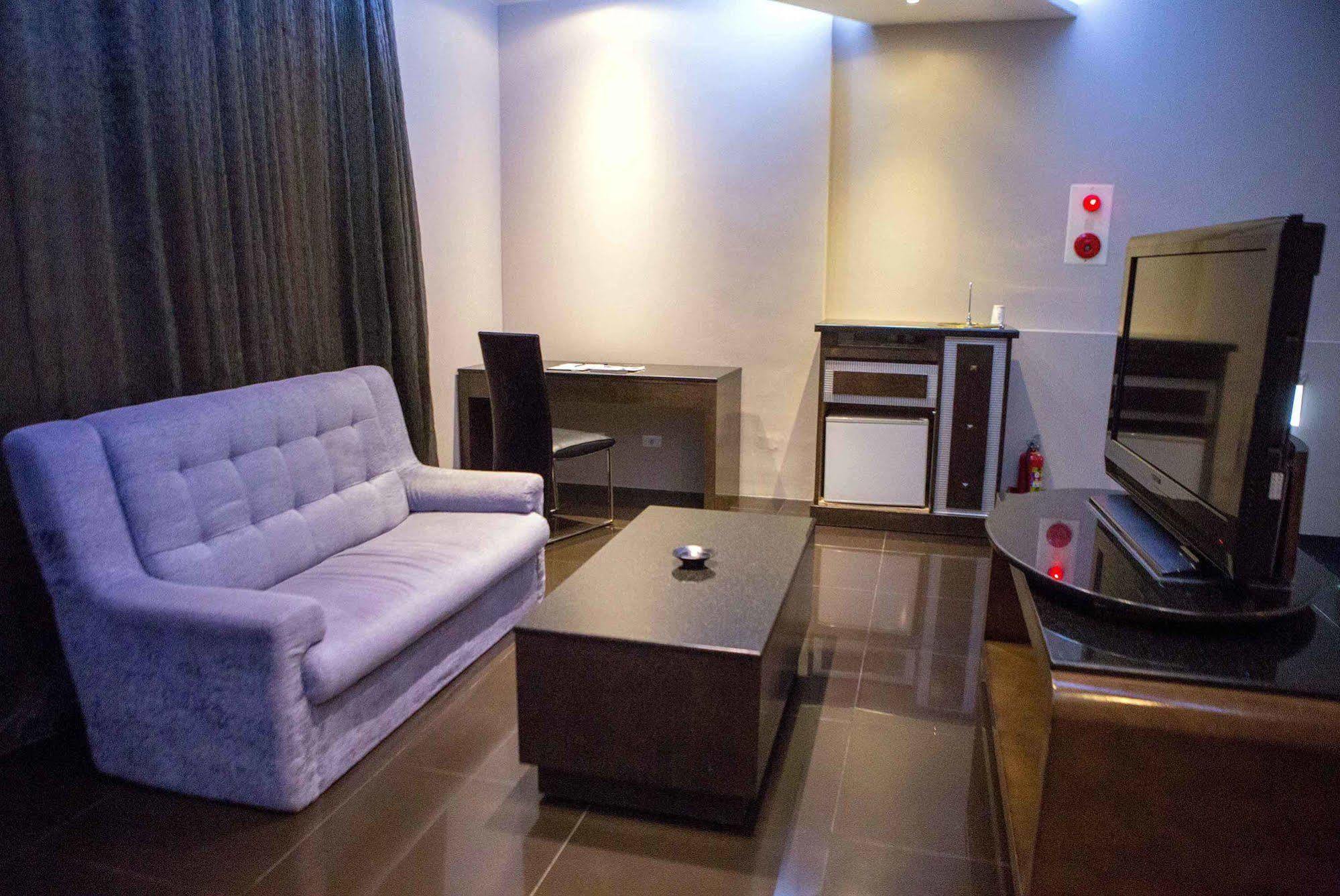 All-Ur Boutique Motel-Jhu Shan Branch Zhushan Exterior foto