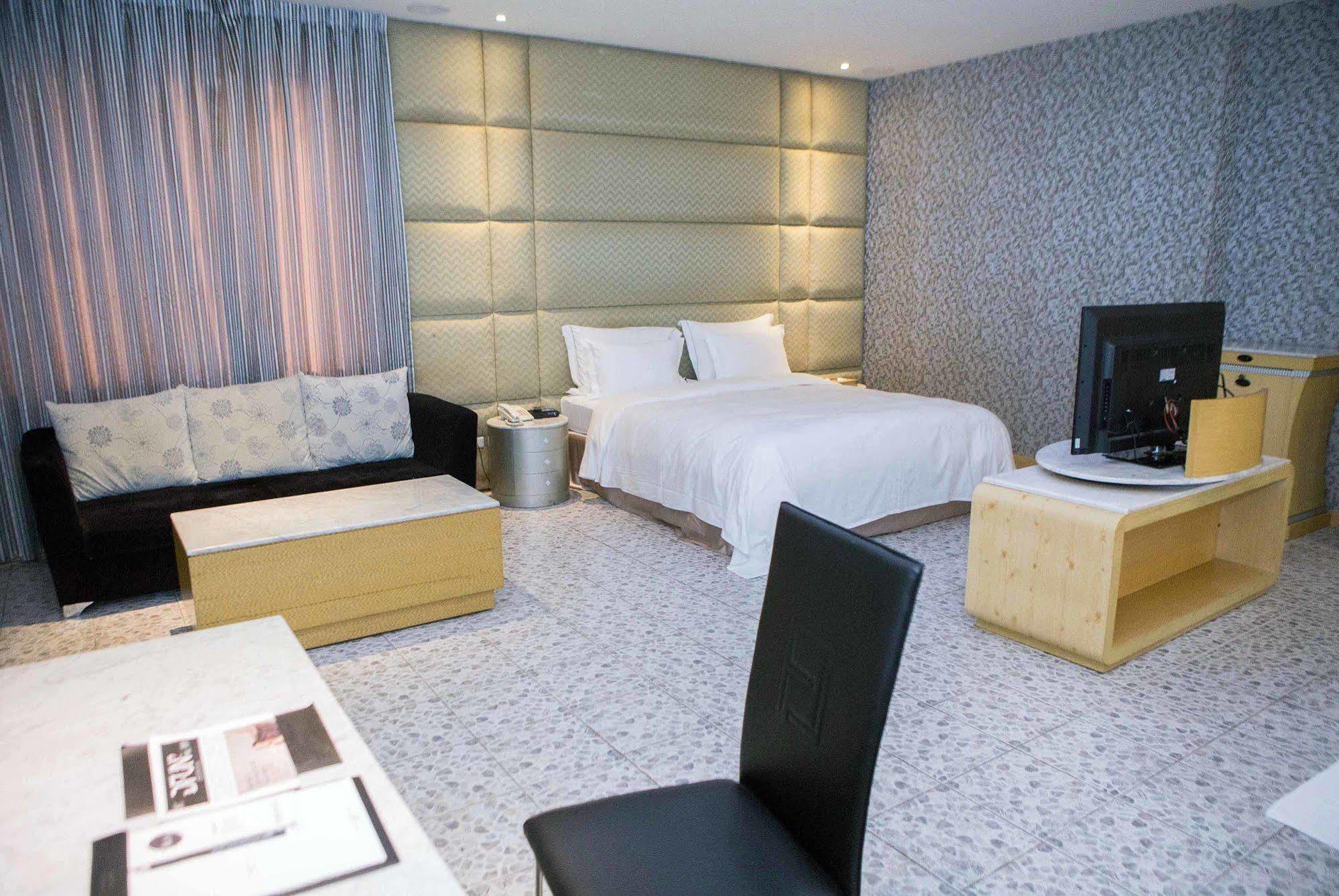 All-Ur Boutique Motel-Jhu Shan Branch Zhushan Exterior foto